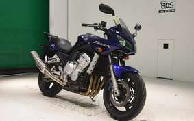 YAMAHA FZS1000 FAZER 2005