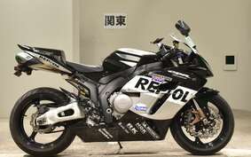 HONDA CBR1000RR 2004 SC57