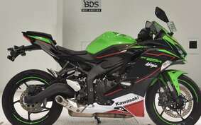 KAWASAKI ZX-25R ZX250E