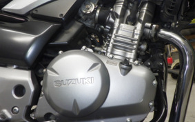 SUZUKI GSR250