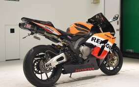 HONDA CBR1000RR 2004 SC57