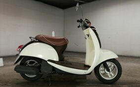 HONDA CREA SCOOPY I AF55