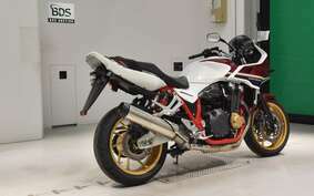 HONDA CB1300SB SUPER BOLDOR 2021 SC54