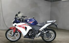 HONDA CBR250R MC41