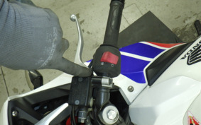 HONDA CBR250R A MC41