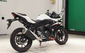 SUZUKI GSX250R DX111