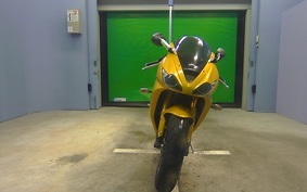 TRIUMPH DAYTONA 675 2006 MD1066