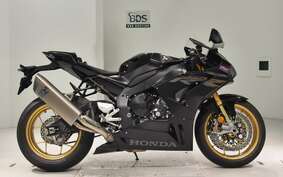 HONDA CBR1000RR RSP 2024 SC82