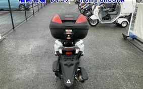 YAMAHA トリシティ125A SE82J