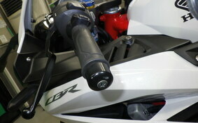 HONDA CBR250RR A MC51