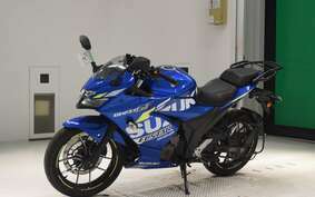 SUZUKI GIXXER 250 SF