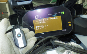 BMW S1000XR 2020