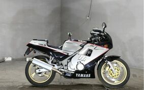 YAMAHA FZR250 2KR