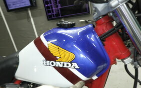 HONDA FTR223 MC34