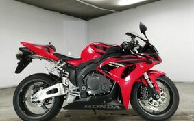 HONDA CBR1000RR 2006 SC57