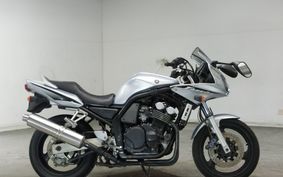 YAMAHA FZS600 FAZER 2002 RJ02