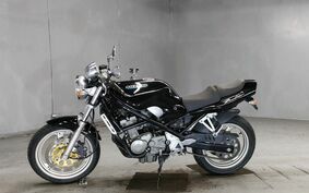 SUZUKI BANDIT 250 GJ74A