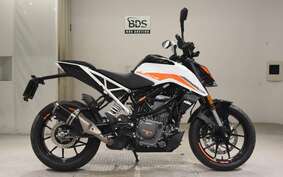 KTM 390 DUKE 2024