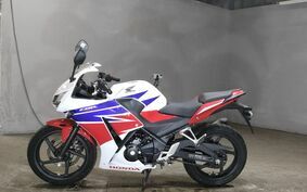 HONDA CBR250R MC41