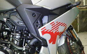 SUZUKI GSX-8R 2024 EM1AA