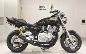 YAMAHA XJR1300 1998 RP01J