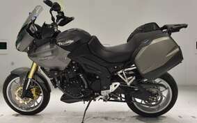 TRIUMPH TIGER 1050 SE 2010