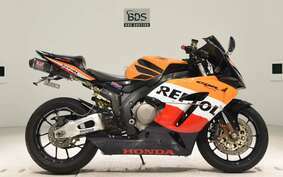 HONDA CBR1000RR 2004 SC57