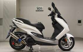 YAMAHA S-MAX SG27