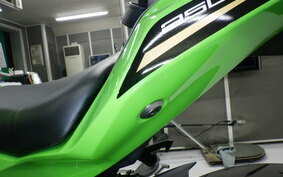 KAWASAKI ZX-25R ZX250E