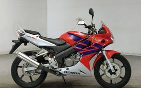 HONDA CBR125RR JC34