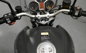 BMW R1200R 2011 0400