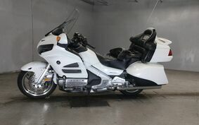 HONDA GL 1800 GOLD WING 2013 SC68