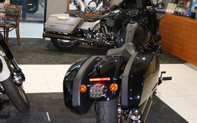 HARLEY FXLRST 2024 YXZ