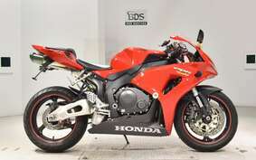 HONDA CBR1000RR 2006 SC57