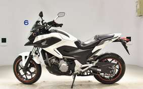 HONDA NC 700 X 2012 RC63