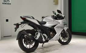 SUZUKI GIXXER 250 SF ED22B