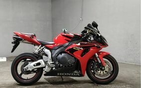 HONDA CBR1000RR 2006 SC57