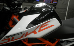 KTM 390 DUKE 2018 JPJ40