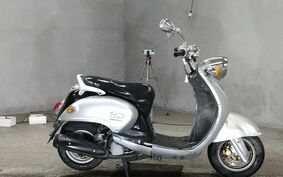 YAMAHA VINO 125 SE24