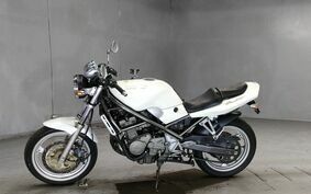 SUZUKI BANDIT 250 GJ74A