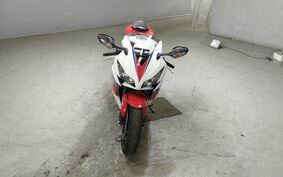 HONDA CBR1000RR 2015 SC59