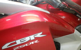 HONDA CBR250R GEN 3 MC41