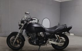 SUZUKI INAZUMA 400 GK7BA