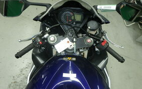 SUZUKI GSX-R1000 2005 B6121