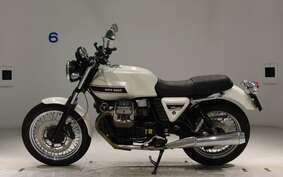 MOTO GUZZI V7 CLASSIC 2011