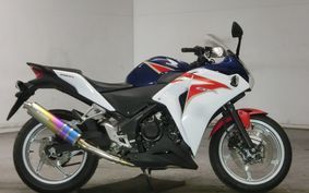 HONDA CBR250R MC41