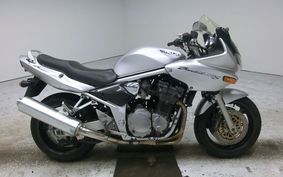 SUZUKI BANDIT 1200 S 2002 GV77A