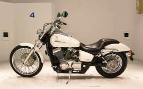 HONDA SHADOW 400 CUSTOM 2009 NC45