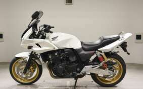 HONDA CB400 SUPER BOLDOR VTEC A 2011 NC42