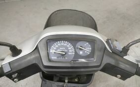 SUZUKI ADDRESS V100 CE11A